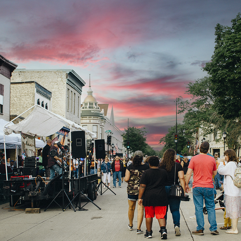 Friday Night Live in Downtown Waukesha